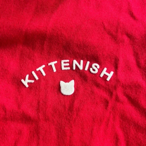 Kittenish Cropped Red Crewneck T-Shirt - Picture 3 of 5
